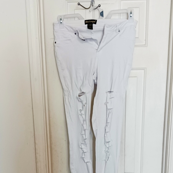 White ripped jeans - Picture 10 of 15